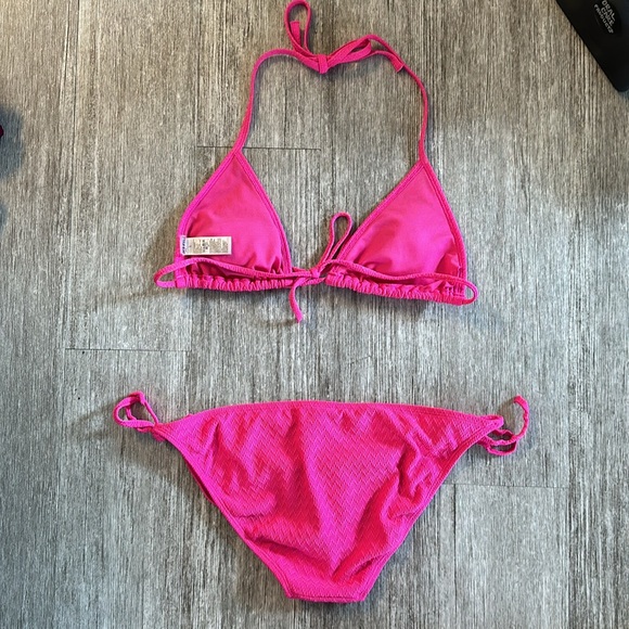 Old Navy hot pink string bikini with side tie bottoms - Picture 5 of 5